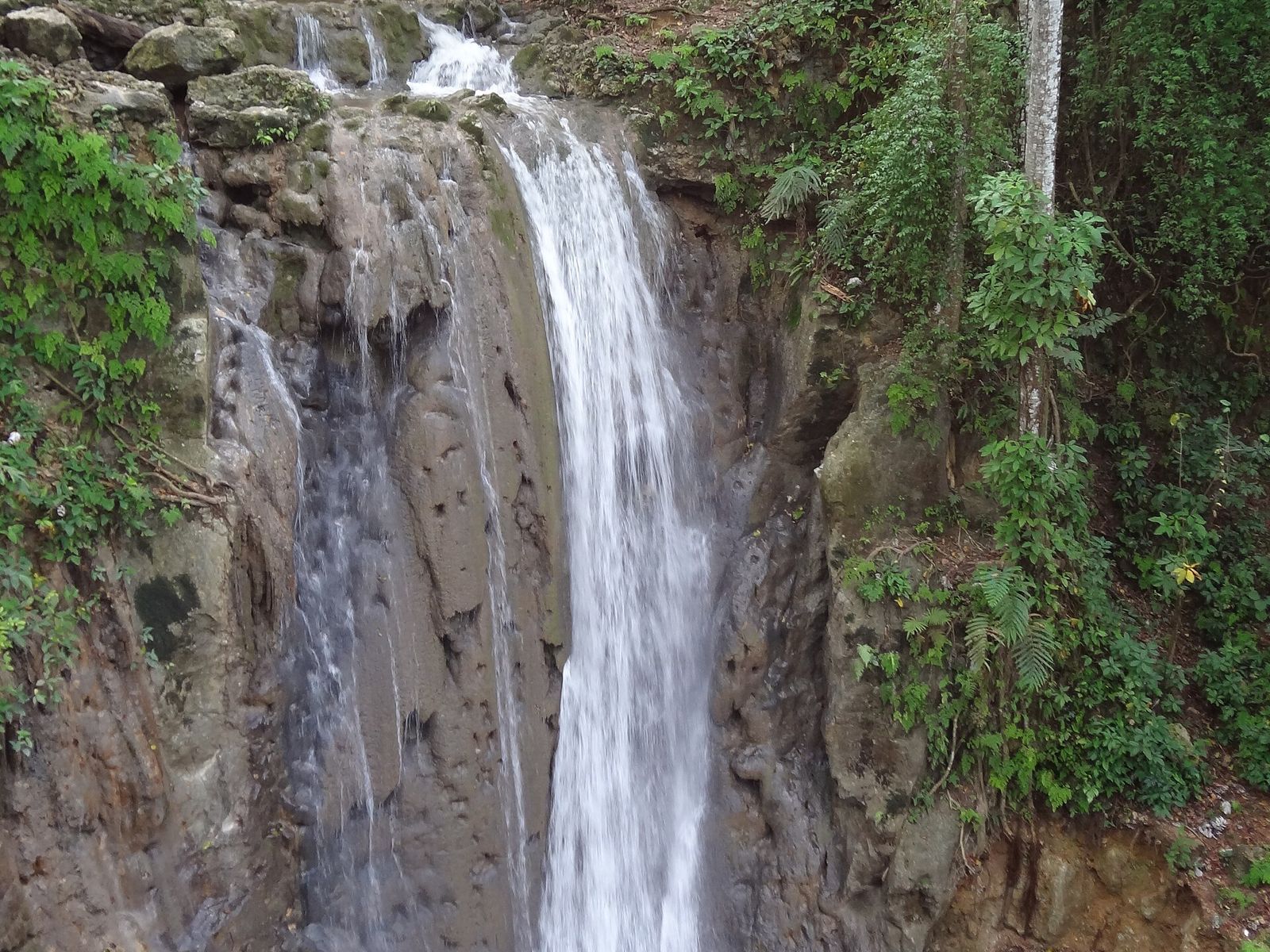 Cascada El Saltadero en Cabrera, María Trinidad Sánchez