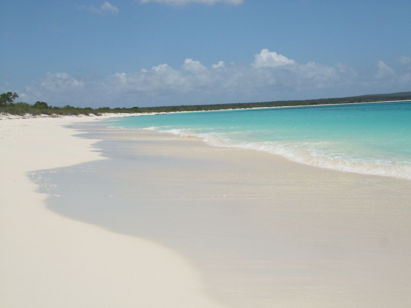 Bahía de las Águilas, Pedernales